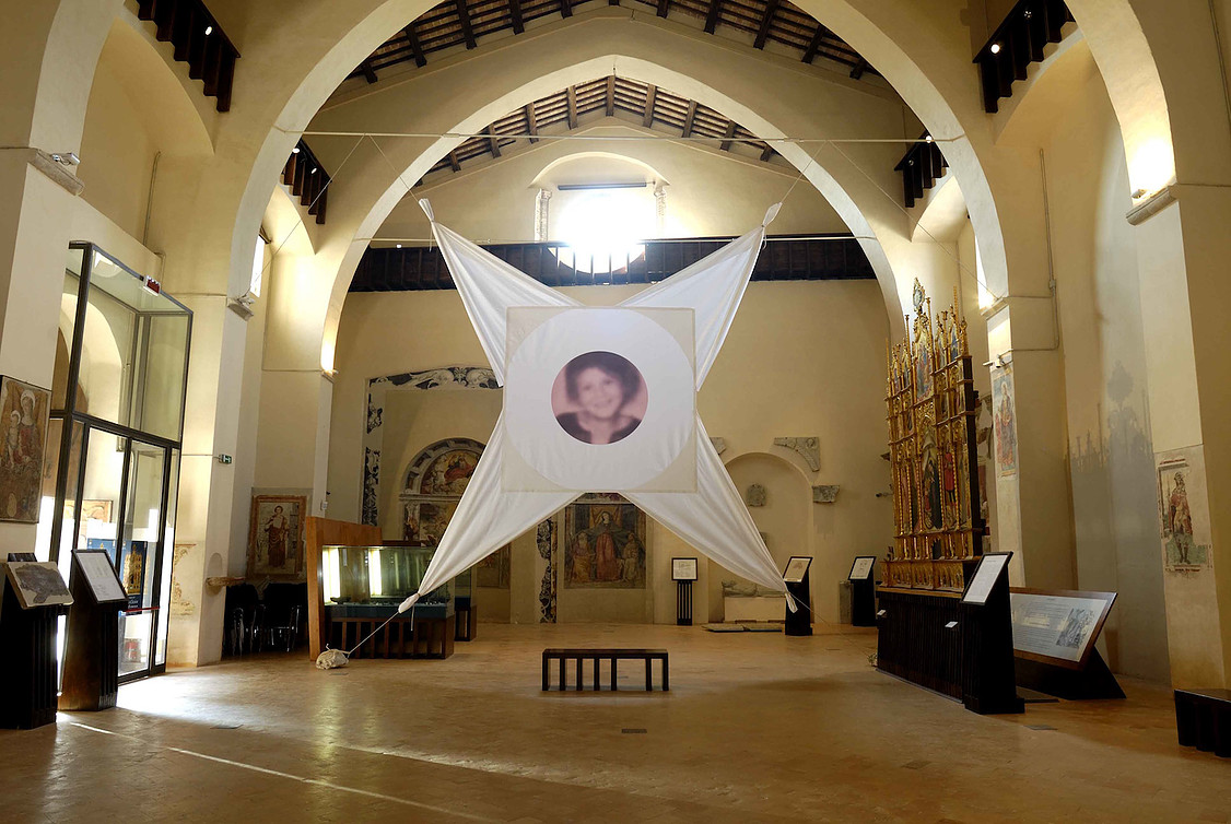 Simona Frillici, Angeli/Gerusalemme, 2009, Museo Civico di San Francesco, Nocera Umbra (PG), m 9x9